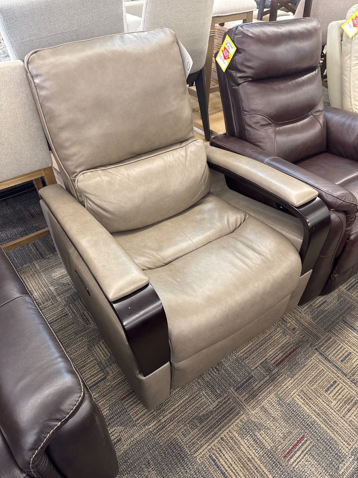 SHAYNE POWER RECLINER