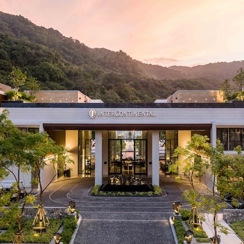 The Magic of Phuket: Where Romance and Luxury meet