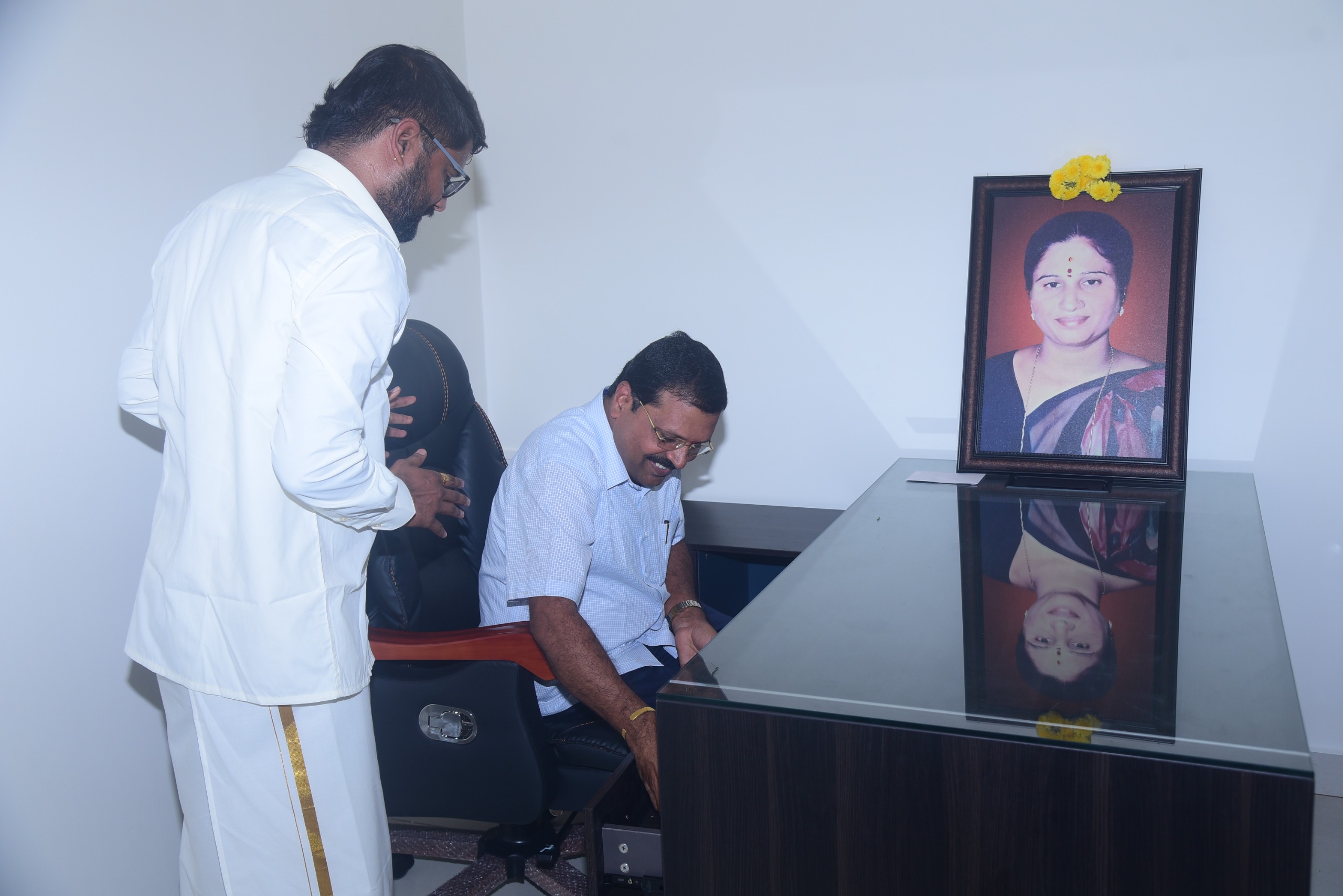 Company document signing