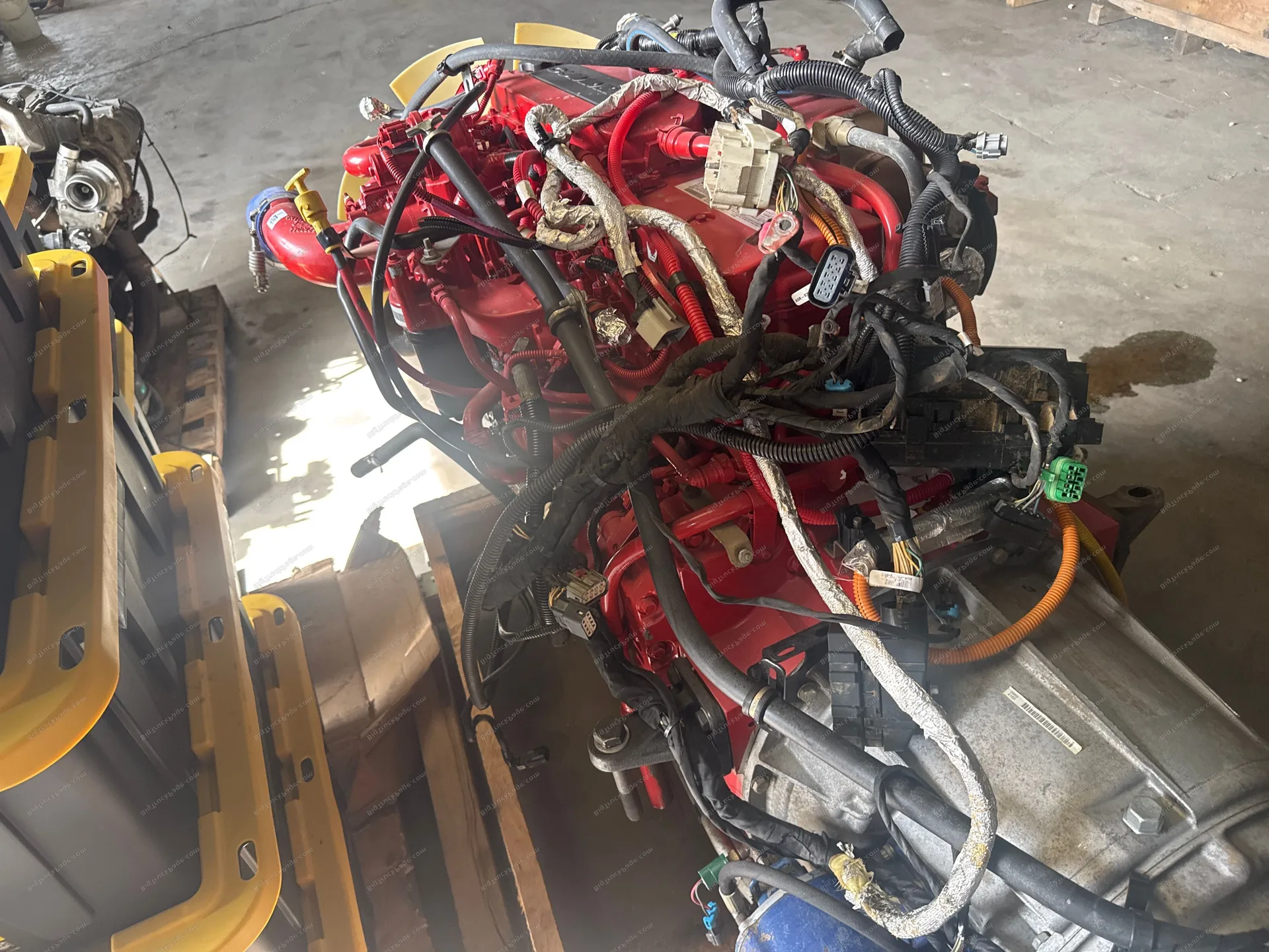 ISB CUMMINS 6.7L Engine