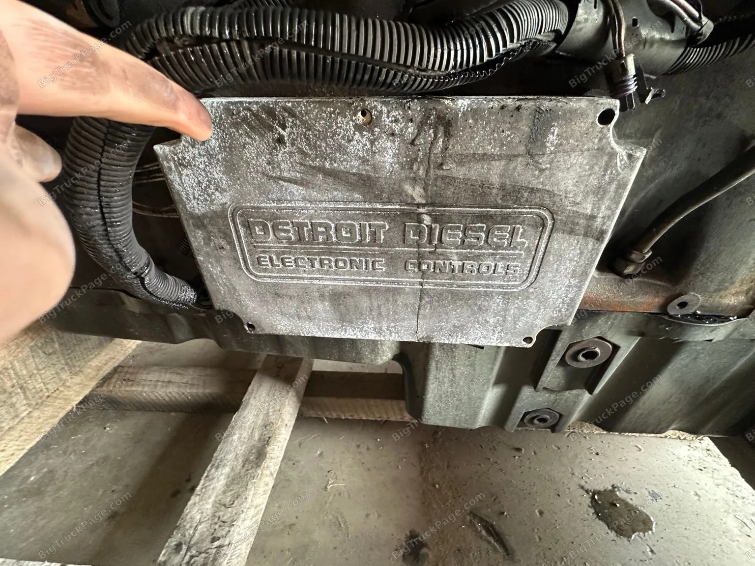 Detroit Diesel Series 60 12.7 Complete Engine Assembly (used) — photo 3 in Strafford, MO | BigTruckPage.com