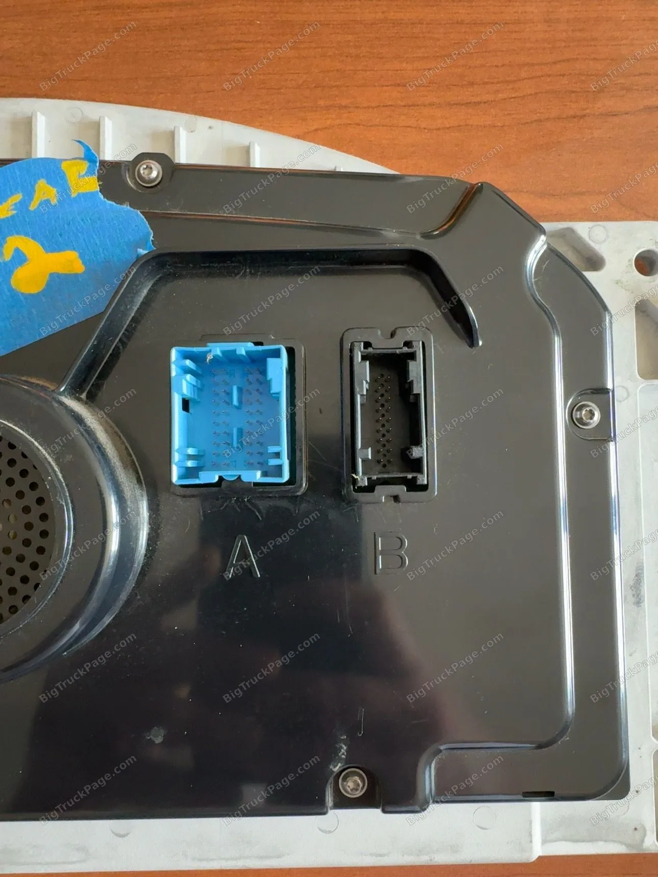 2023 Kenworth T680 15" Digital Instrument Cluster Q43-1195-100-100 OEM (used) — photo 4 in Strafford, MO | BigTruckPage.com