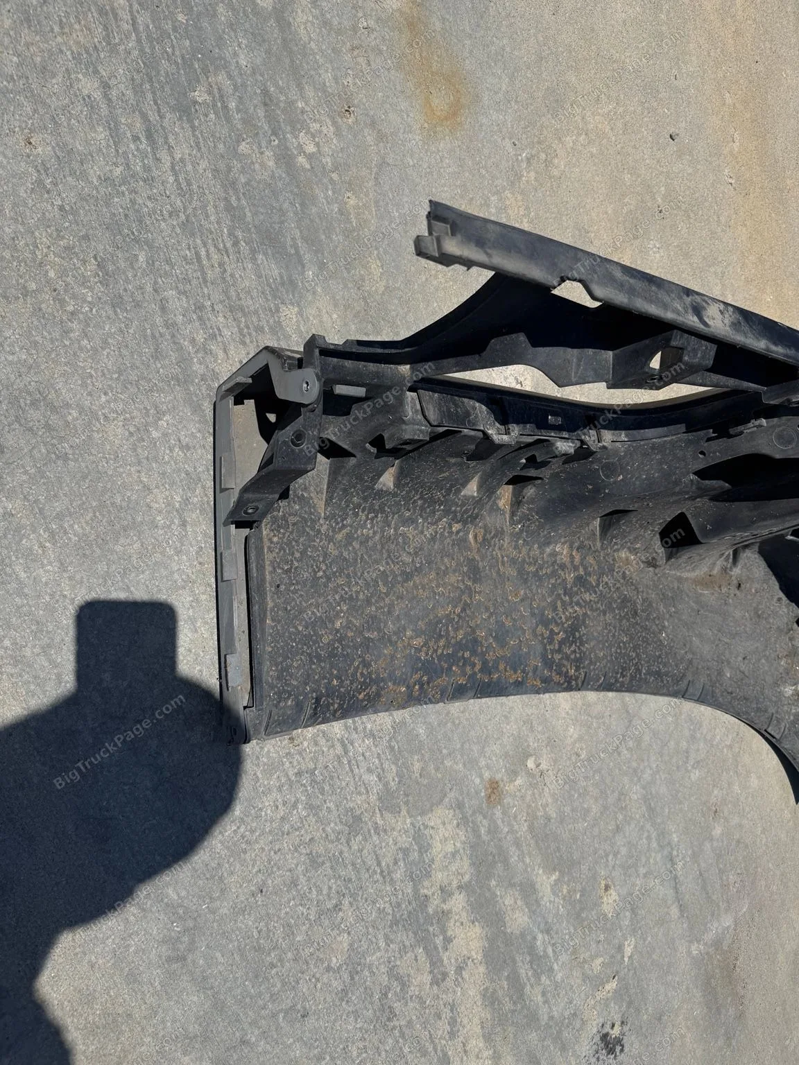 2022+ Peterbilt 579 Gen 2 RH Passenger Side Front Bumper End Cap Corner OEM Next Gen (used) — photo 3 in Strafford, MO | Big…