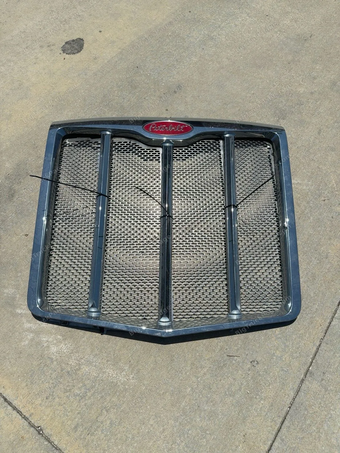 2022+ Peterbilt 579 Next Gen Chrome Front Grille Assembly w/ Emblem