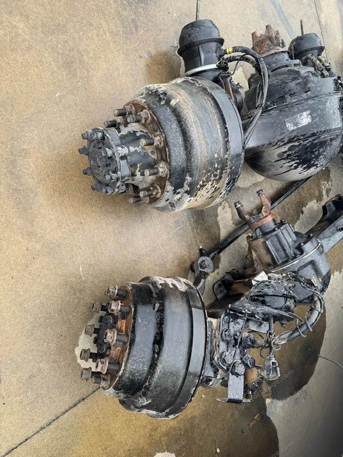 Meritor 4x4 Front Drive Axle Rear Axle & Transfer Case Set Navistar RS23160 OEM (used) — photo 5 in Strafford, MO | BigTruck…
