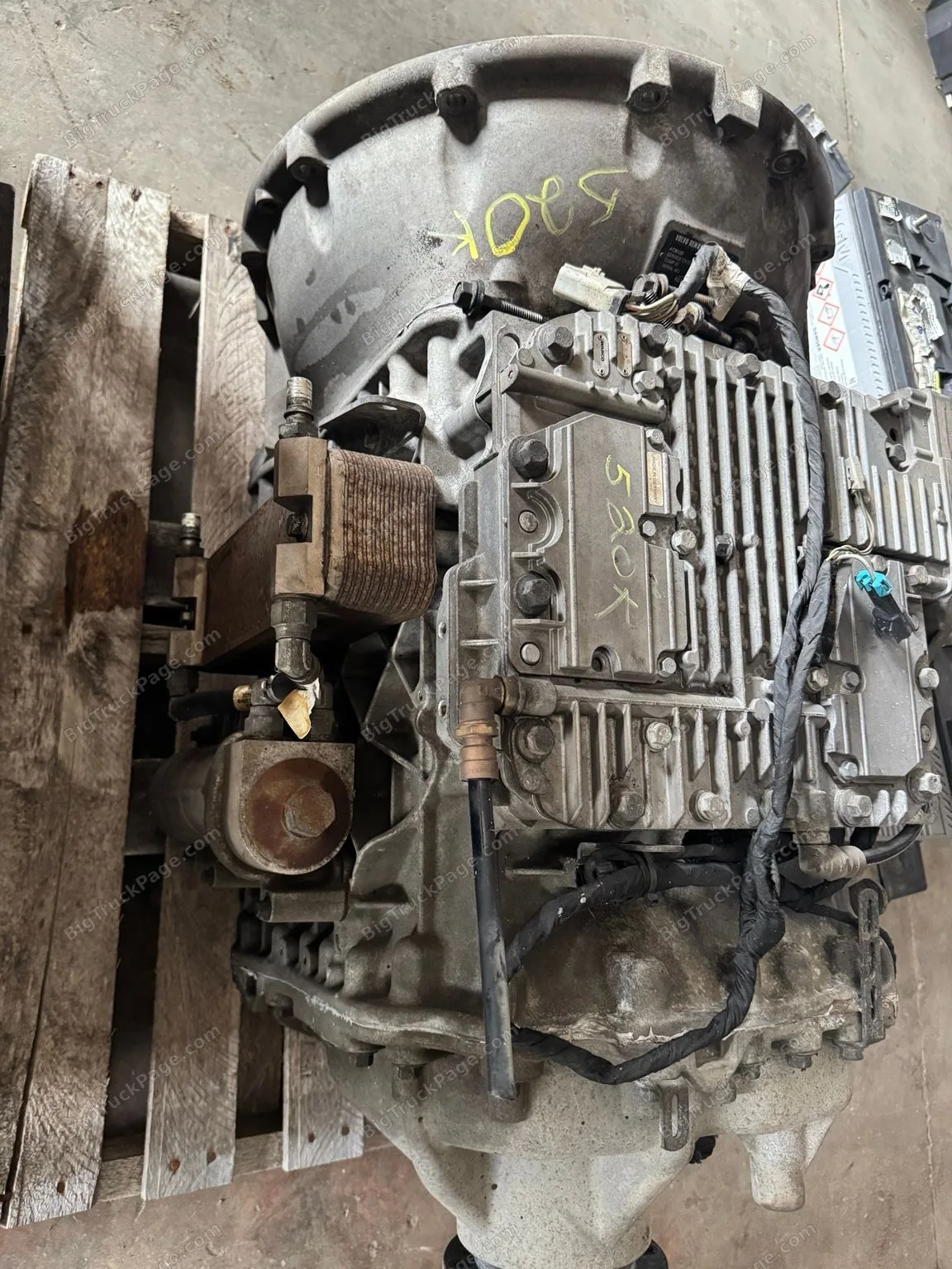 VOLVO TRUCK VNL (used) — photo 6 in Strafford, MO | BigTruckPage.com