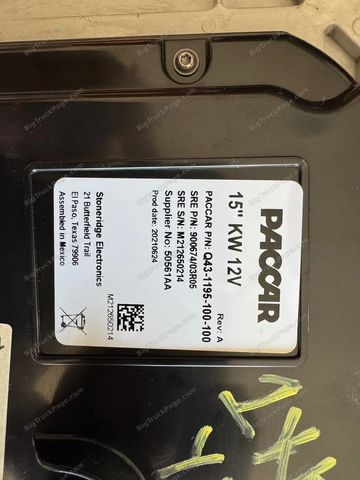 PACCAR Kenworth 15" Digital Dash Cluster Q43-1195-100-100 T680 T880 W990 (used) — photo 4 in Strafford, MO | BigTruckPage.com