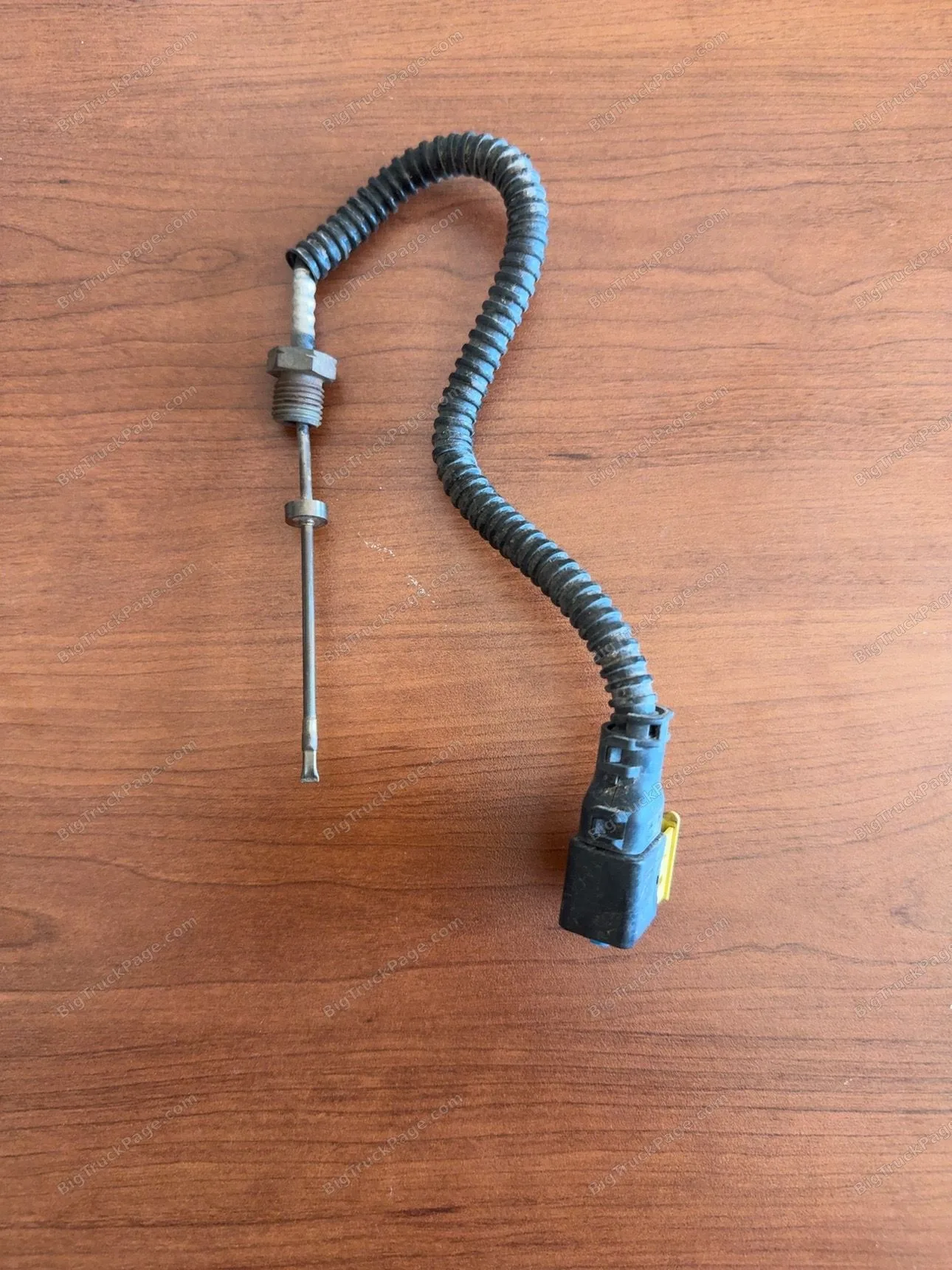 Detroit Diesel A0115424318 Exhaust Gas Temperature Sensor EGT EPA21 OEM Used