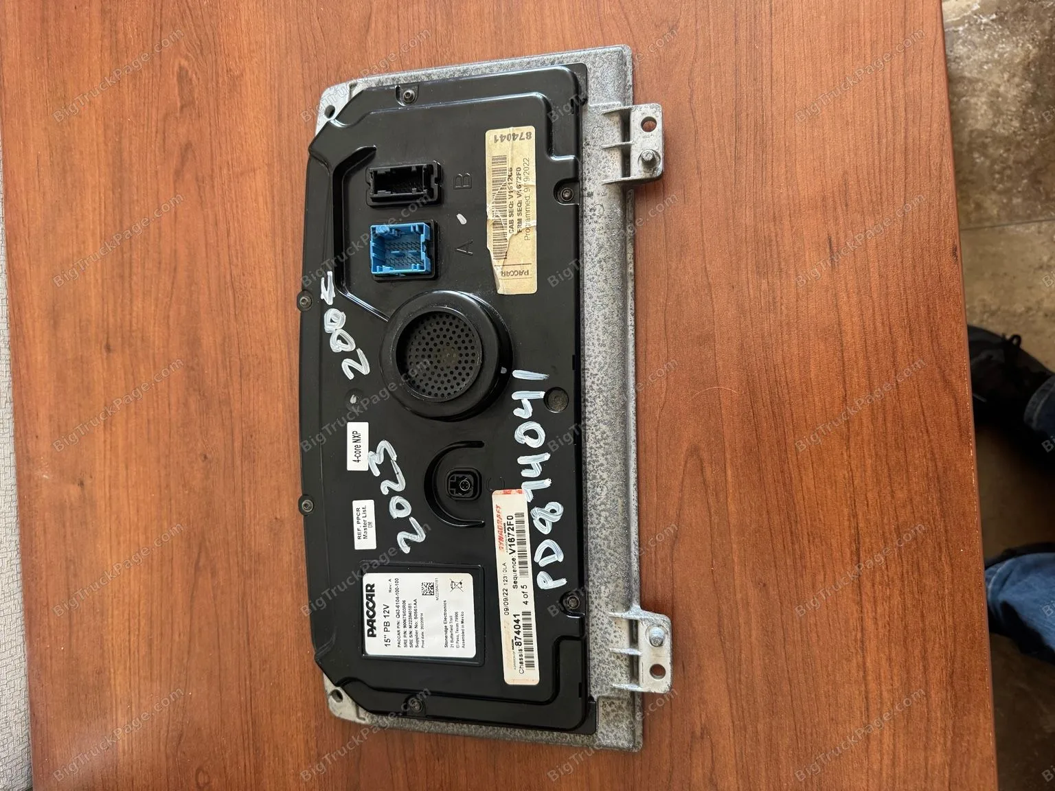 PACCAR 15" Digital Dash Instrument Cluster Display Peterbilt 579 Kenworth T680 (used) — photo 6 in Strafford, MO | BigTruckP…