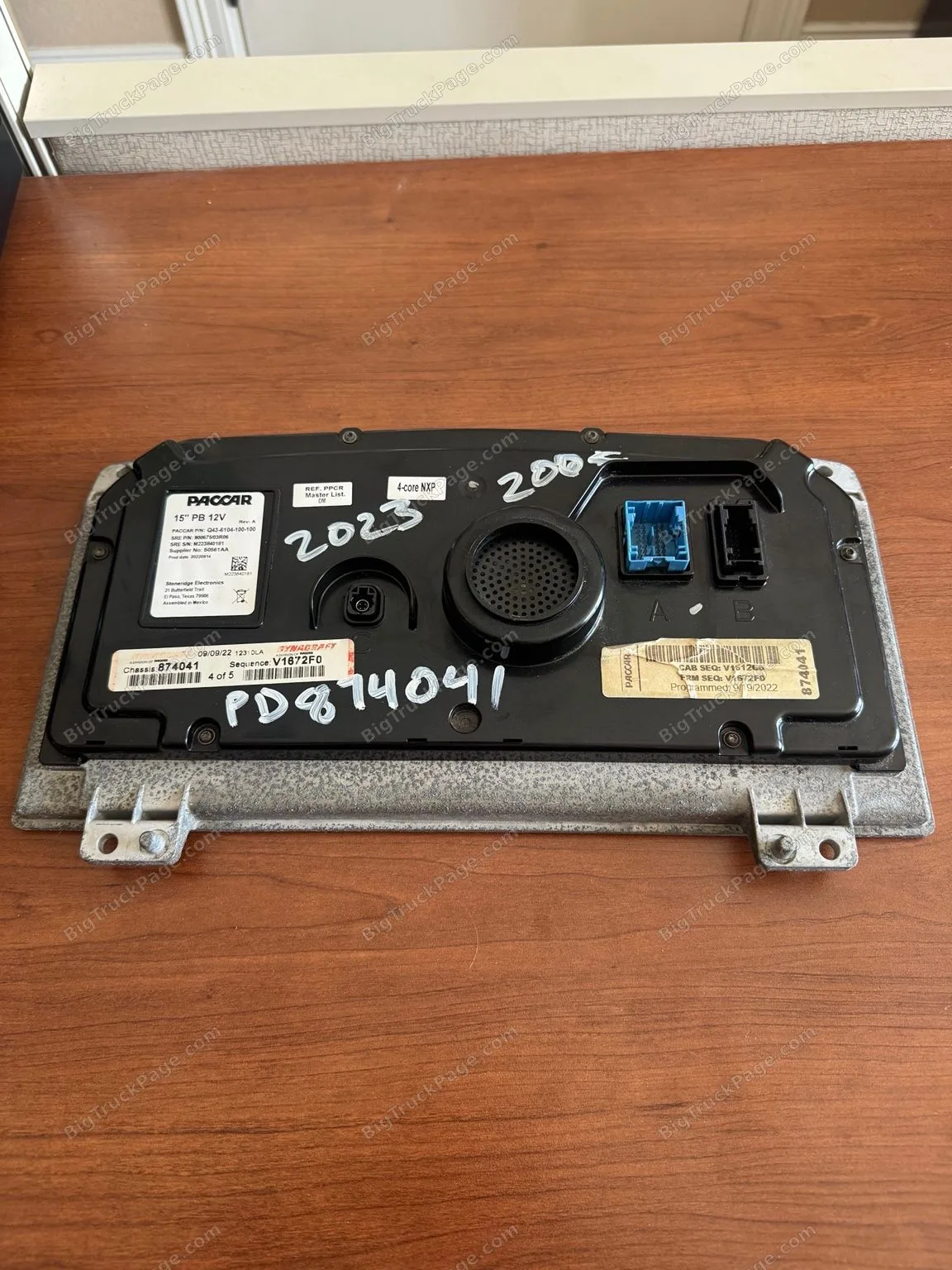 PACCAR 15" Digital Dash Instrument Cluster Display Peterbilt 579 Kenworth T680 (used) — photo 7 in Strafford, MO | BigTruckP…