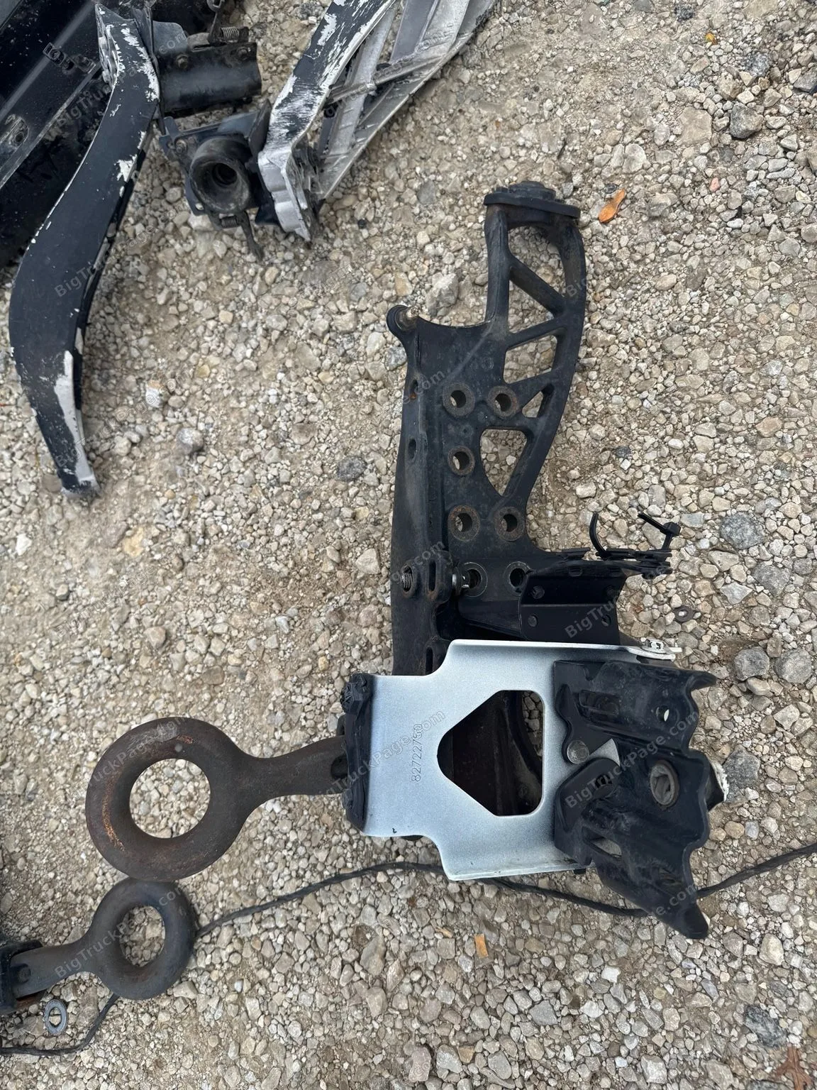 2017 - 2019  Volvo VNL Left Driver Frame Horn Tow Hook Bumper Bracket Assembly OEM