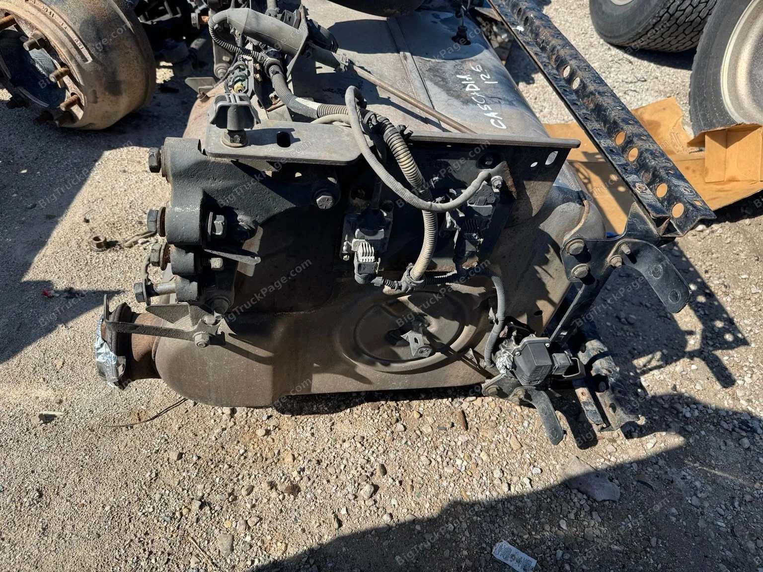 2016 Freightliner Cascadia DPF Aftertreatment Assembly w/ Mounting Rails Used (used) — photo 2 in Strafford, MO | BigTruckPa…