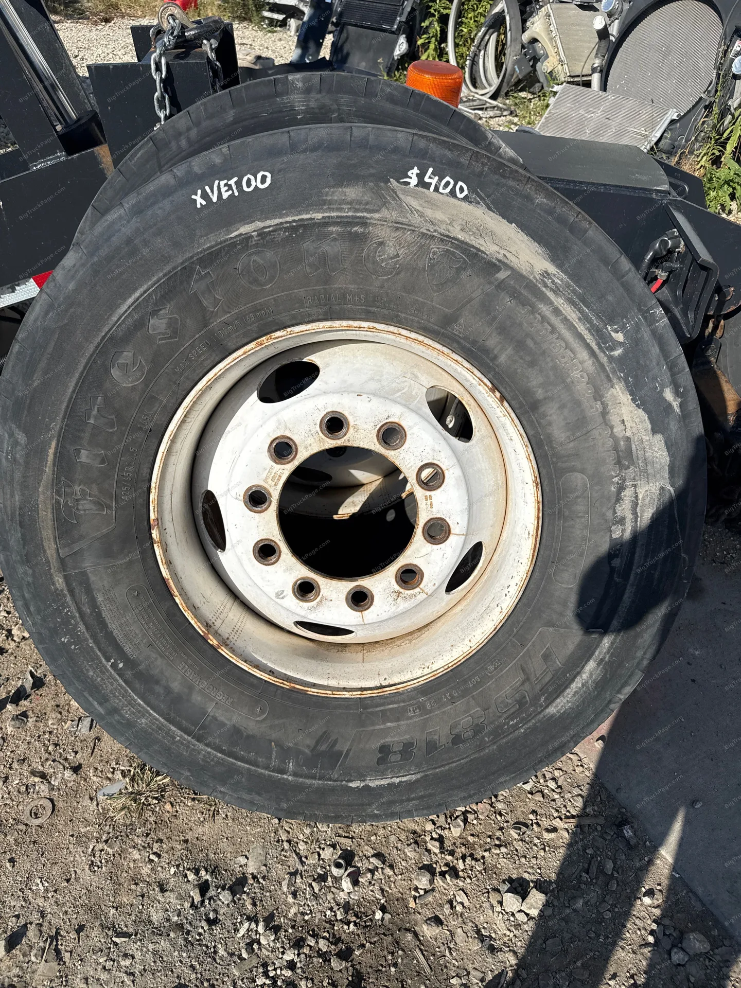 Firestone FS818 steer tire 425/65/R 22.5