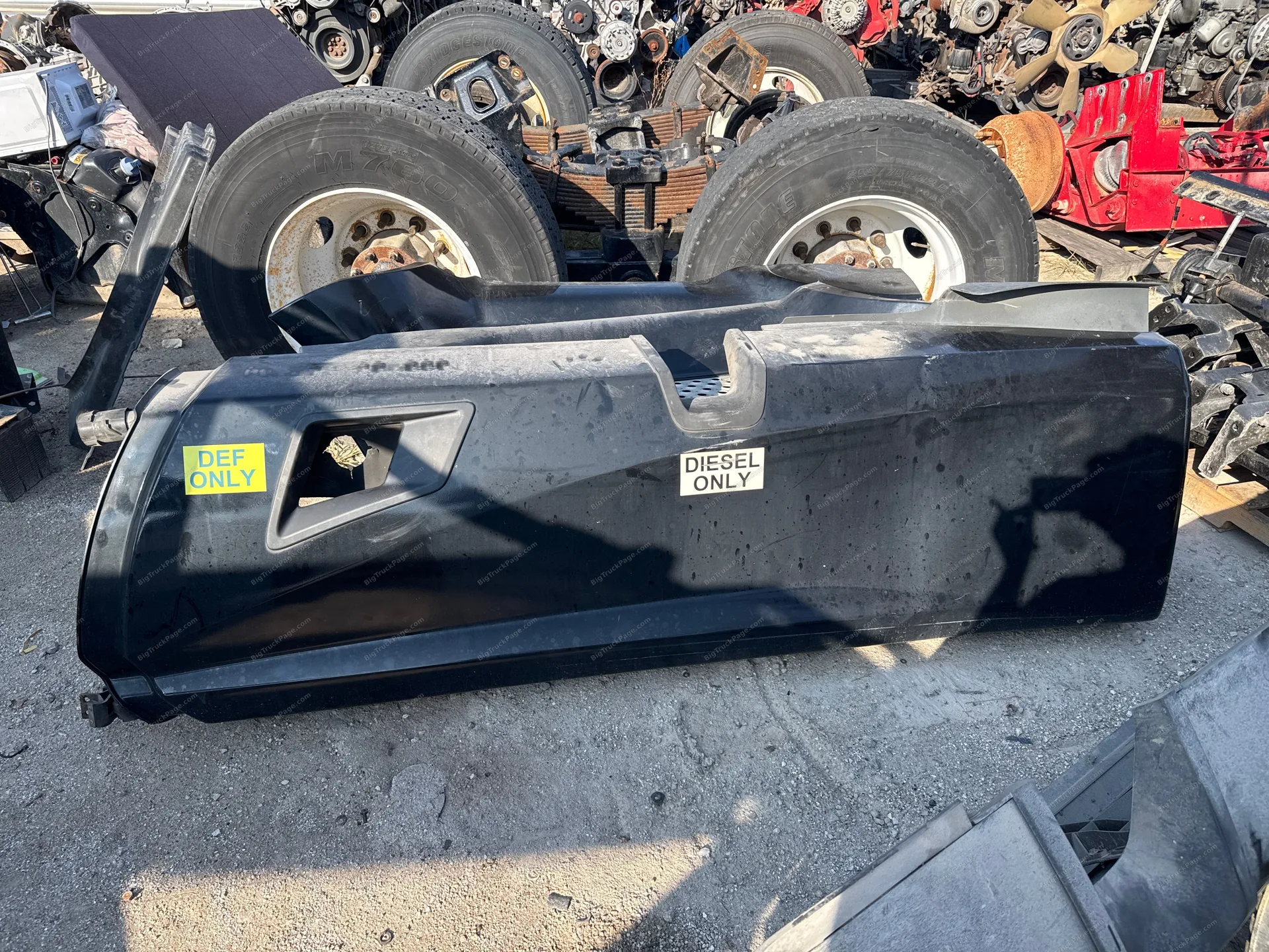 2020 T6 80 driver side rear skirt
