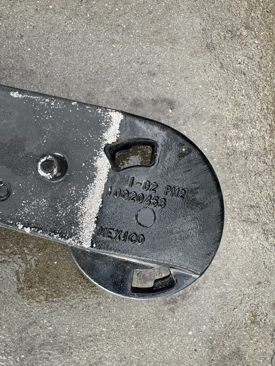 2020 Kenworth T680 Steer Axle Spring Plate Bracket Pair PACCAR B63-6012 B63-6013 (used) — photo 7 in Strafford, MO | BigTruc…