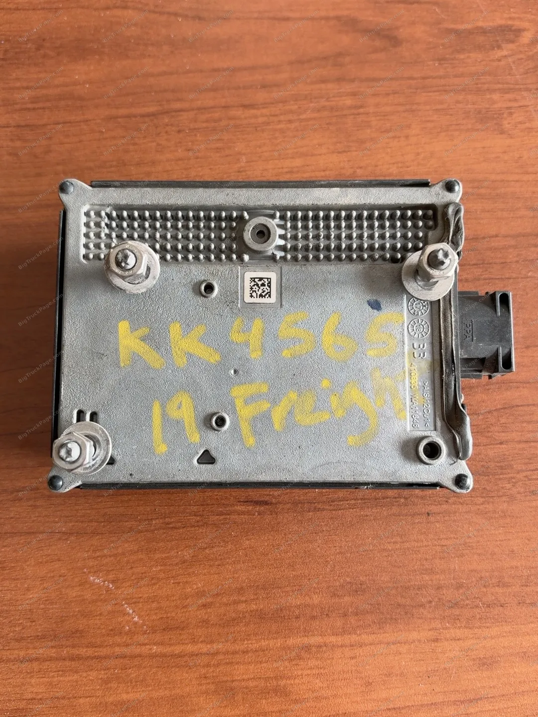 2019 Freightliner M2 WABCO OnGuard Radar Sensor 4008715640 Continental ARS3-B (used) — photo 4 in Strafford, MO | BigTruckPa…