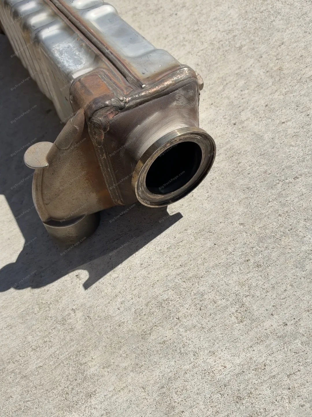Volvo D11 Mack MP7 EGR Cooler 22134240 Exhaust Gas Recirculation Assembly (used) — photo 2 in Strafford, MO | BigTruckPage.c…