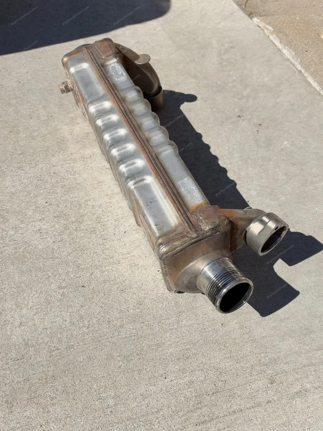 Volvo D11 Mack MP7 EGR Cooler 22134240 Exhaust Gas Recirculation Assembly (used) — photo 4 in Strafford, MO | BigTruckPage.c…