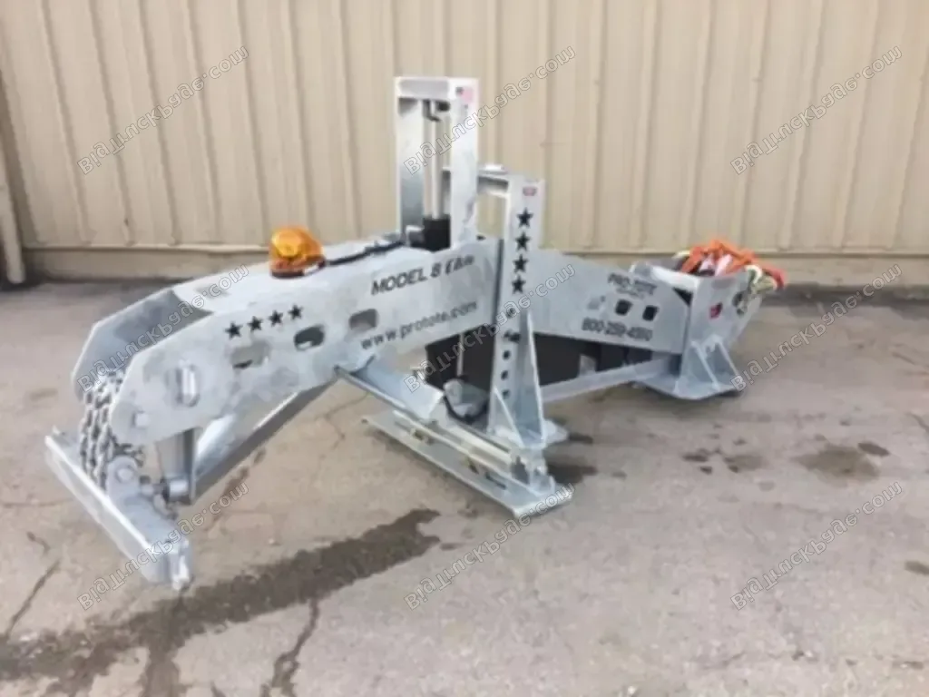TOW HOOK FOR RENT $150 PER DAY