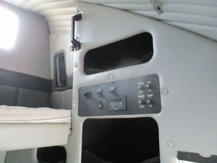 1997 VOLVO TRUCK — photo 3