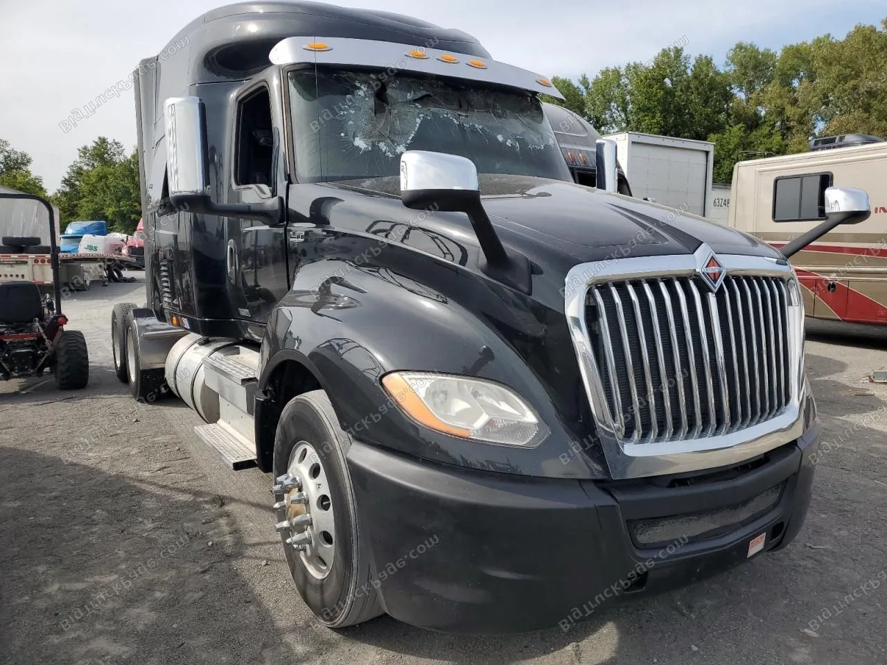 2019 INTERNATIONAL LT625