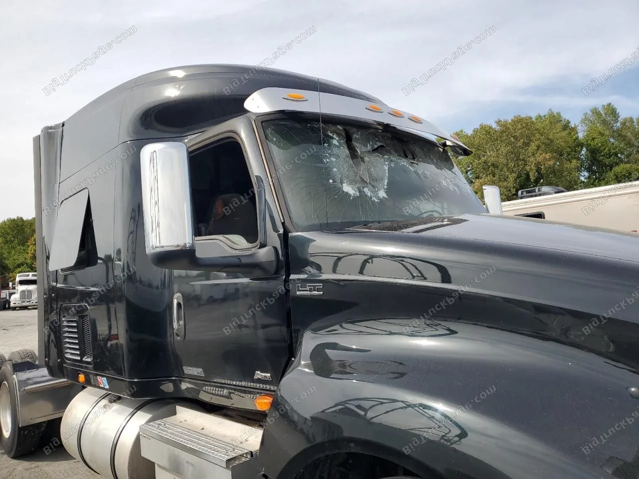 2019 INTERNATIONAL LT625 heavy-duty truck (used) — photo 9 | BigTruckPage.com