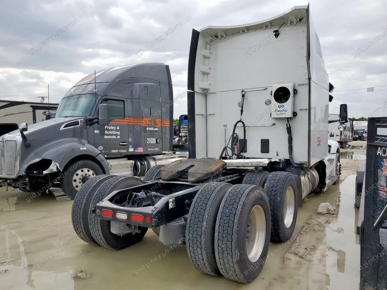 2022 PETERBILT 579 — photo 4