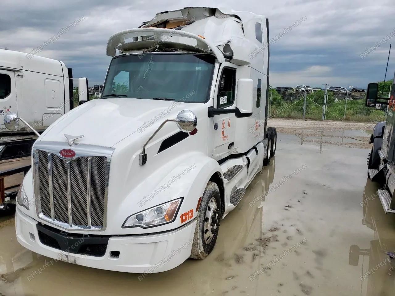 2022 PETERBILT 579 — photo 9