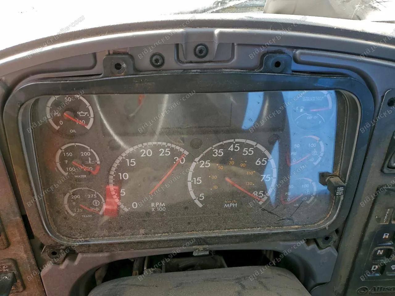 2020 FREIGHTLINER M2 — photo 8