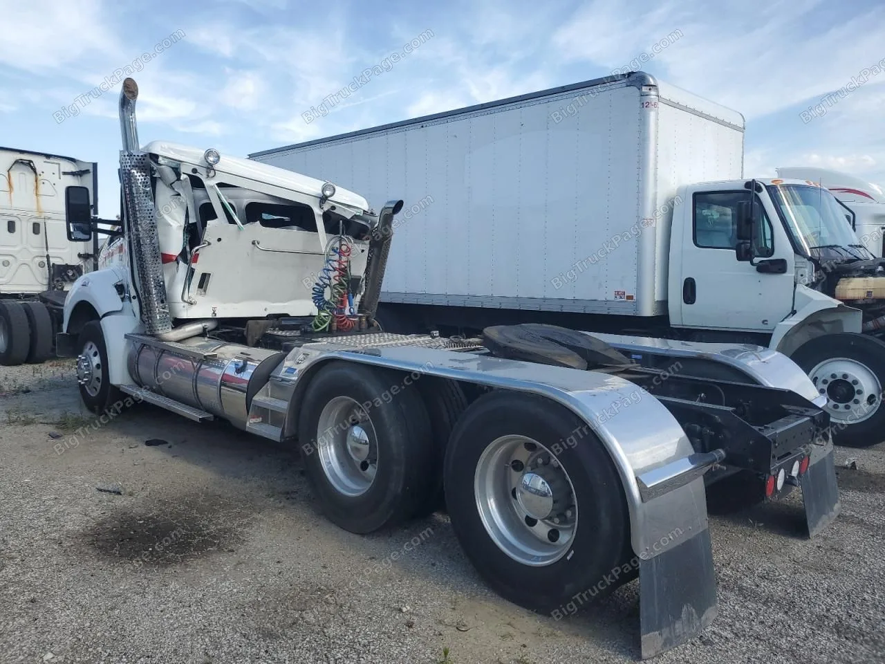 2023 KENWORTH T880 — photo 3