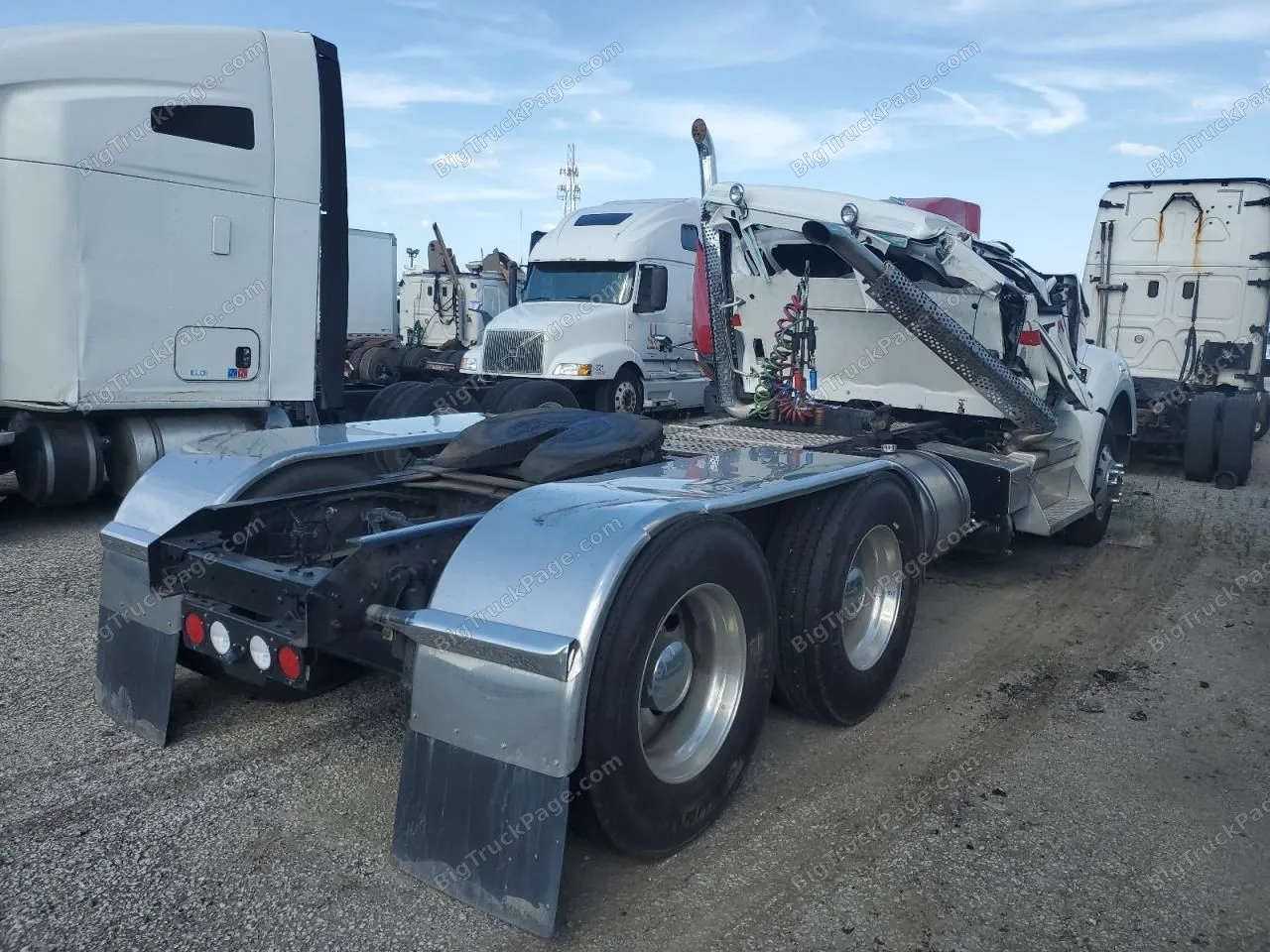 2023 KENWORTH T880 — photo 4