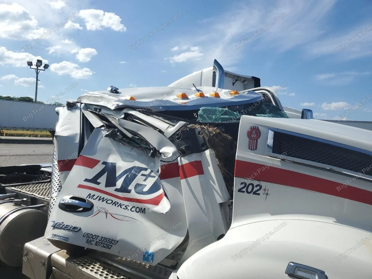 2023 KENWORTH T880 — photo 9
