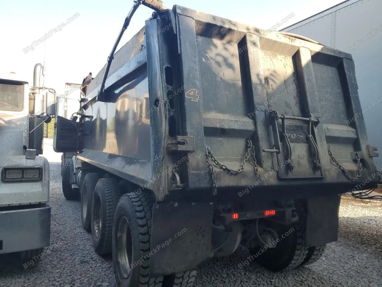 2019 INTERNATIONAL HX620 — photo 3