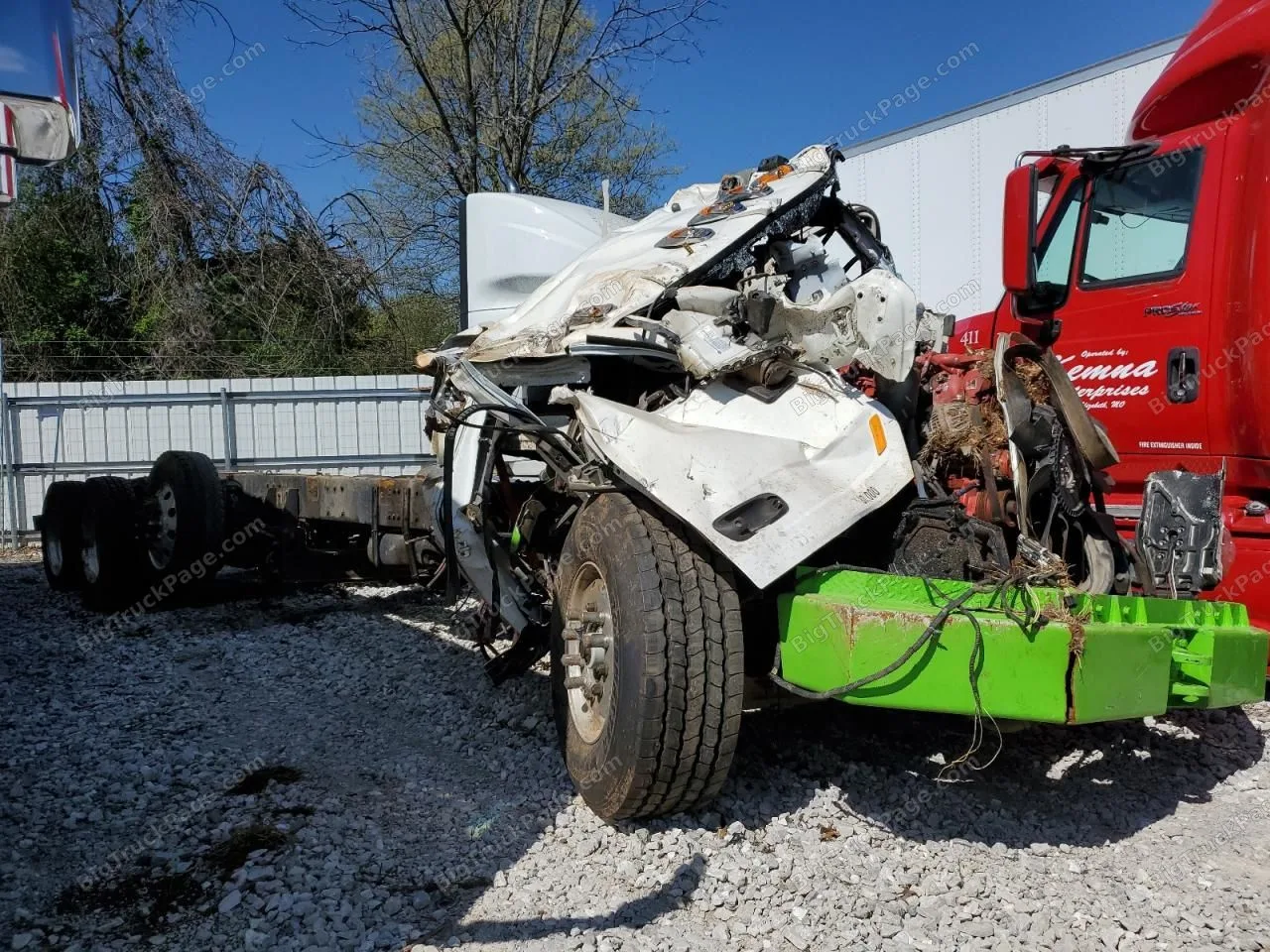 2018 PETERBILT 567