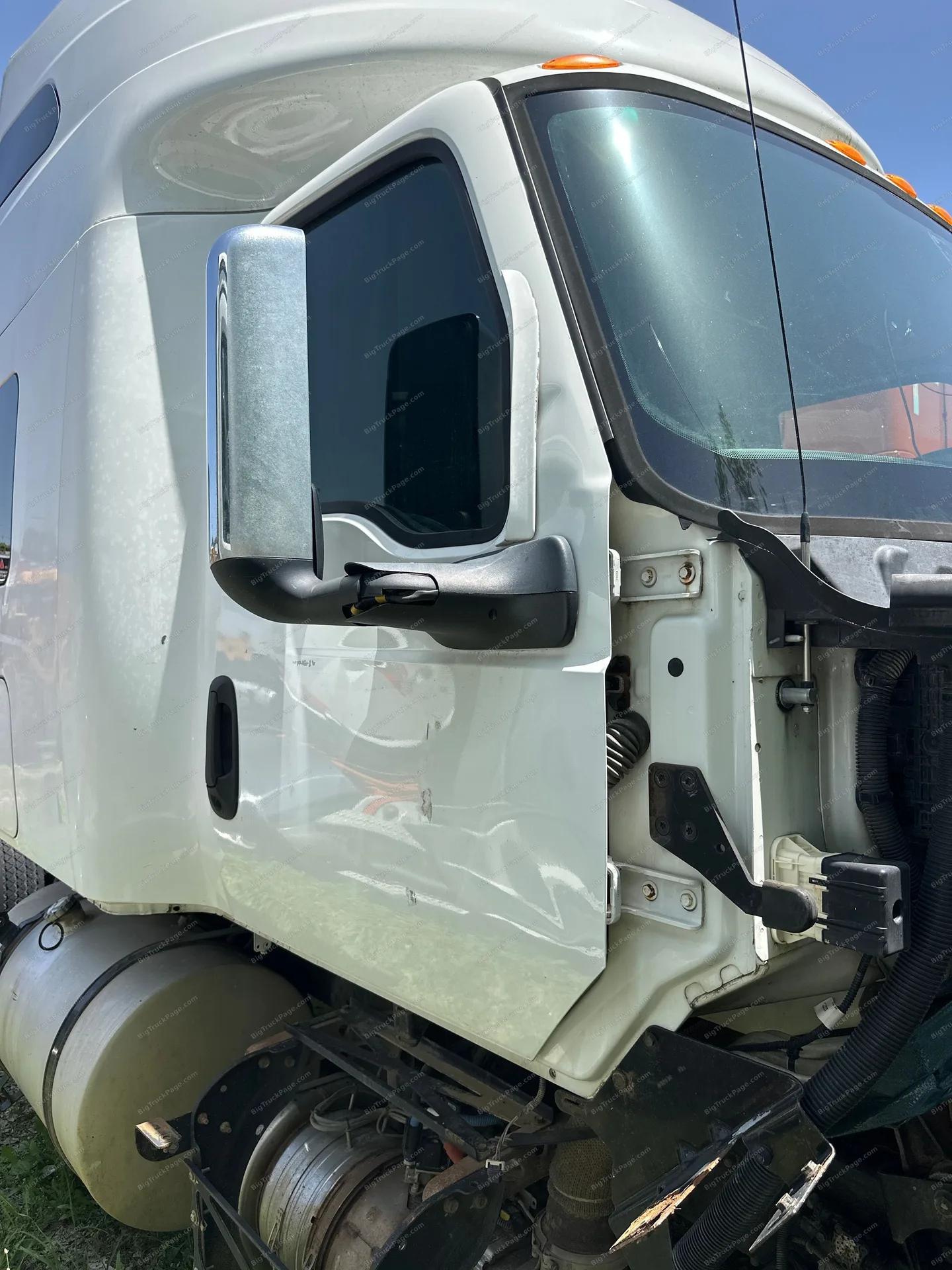 2018 INTERNATIONAL LT625 — photo 8