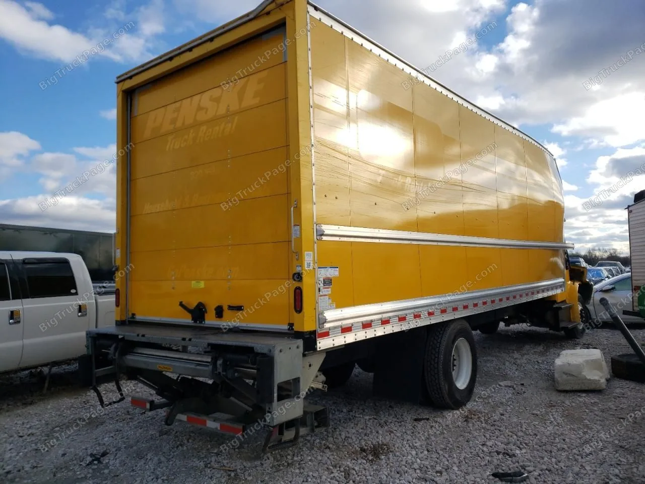 2018 FREIGHTLINER M2 — photo 4