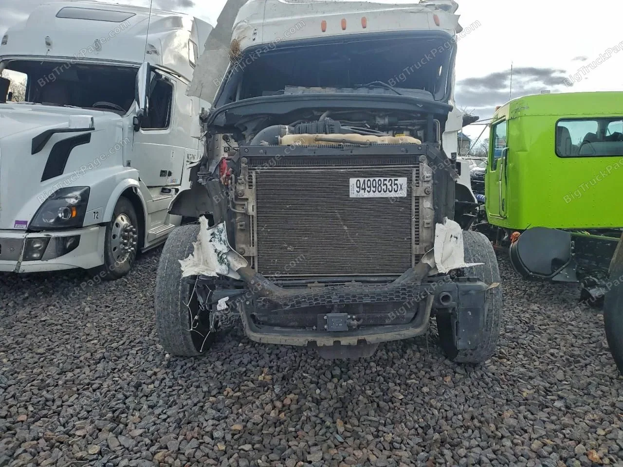 2020 FREIGHTLINER Cascadia — photo 9