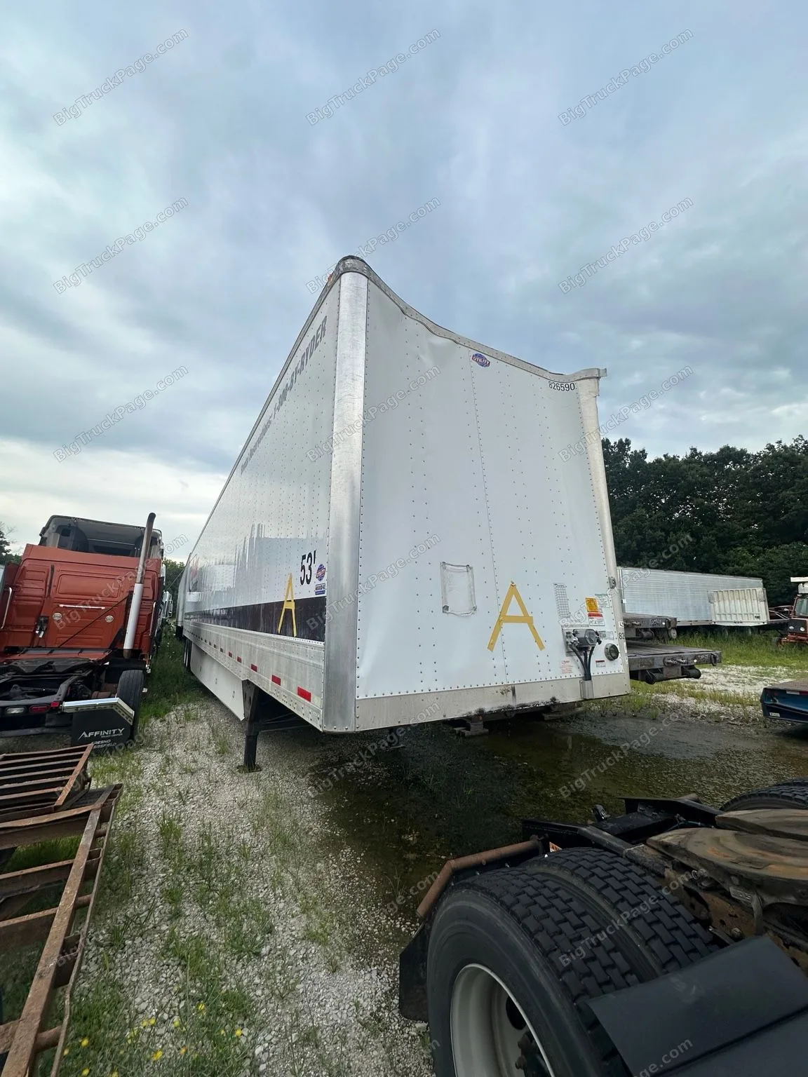 2019 Utility 4000D-X Composite 53-Foot Dry Van Trailer