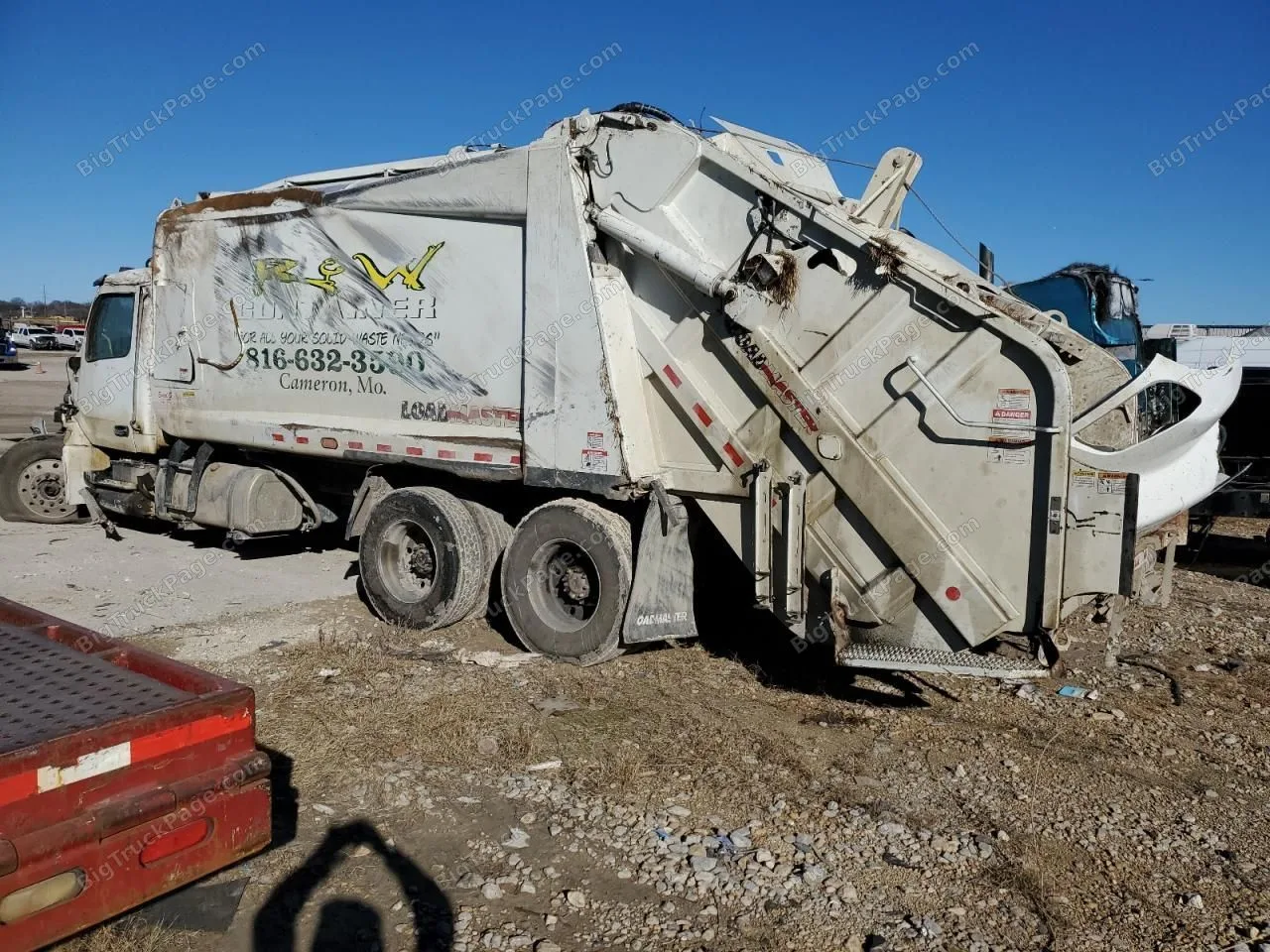 2023 PETERBILT 363 — photo 2