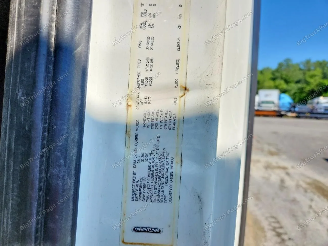 2018 FREIGHTLINER Cascadia — photo 12