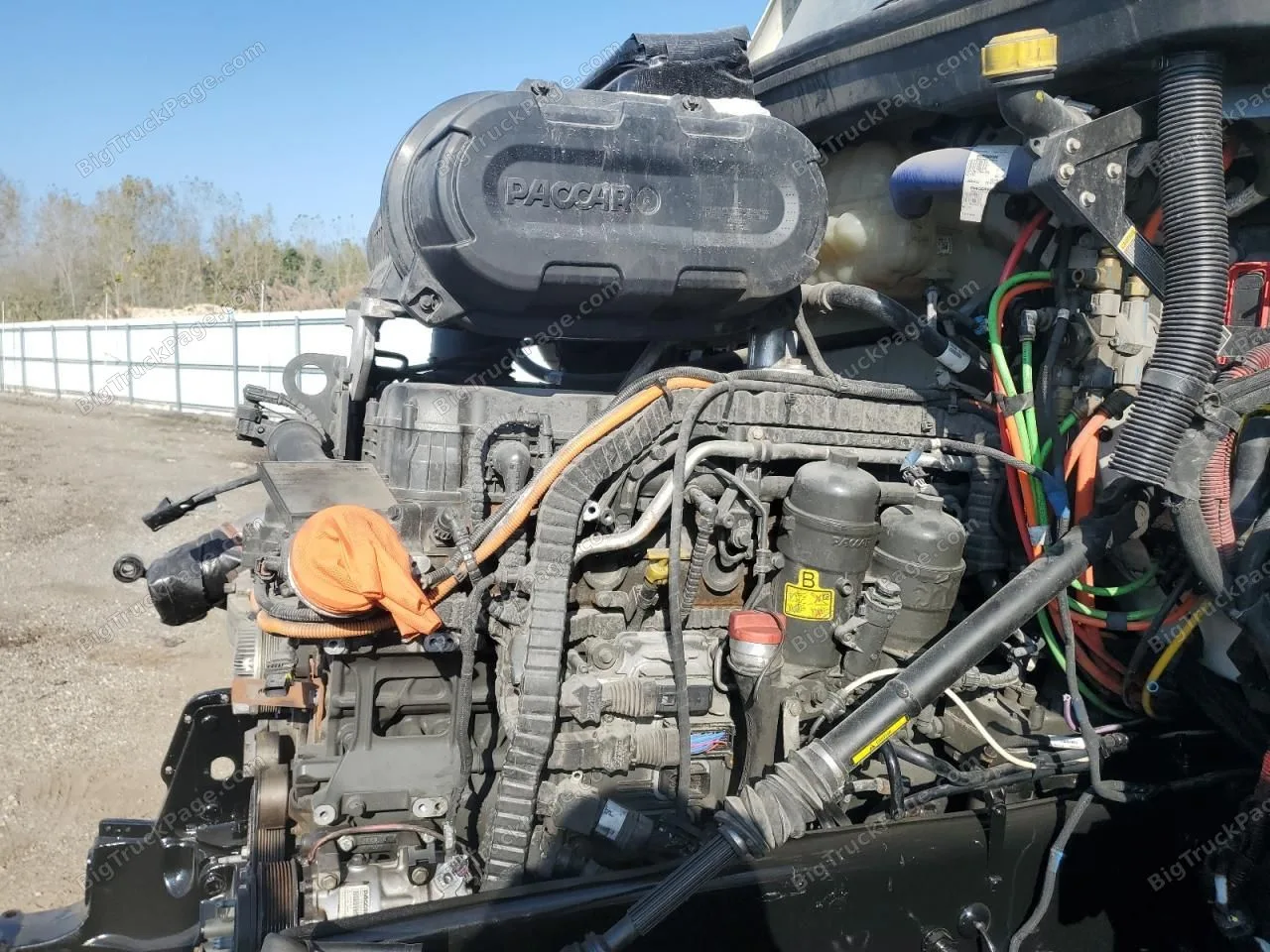2024 PETERBILT 579 — photo 7