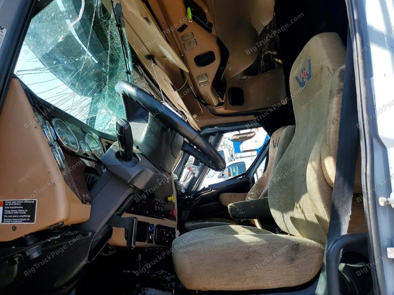2022 WESTERN STAR 5700 — photo 5
