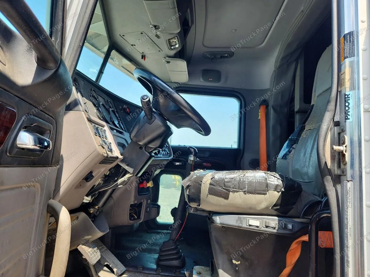 2013 PETERBILT 384 — photo 6