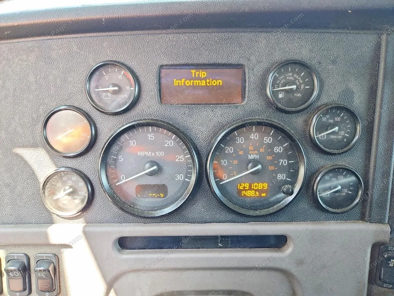 2013 PETERBILT 384 — photo 8