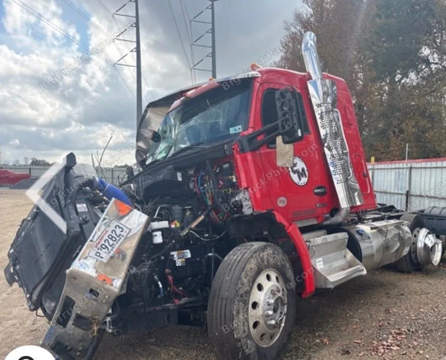 2025 KENWORTH T880