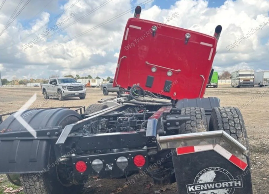 2025 KENWORTH T880 — photo 12