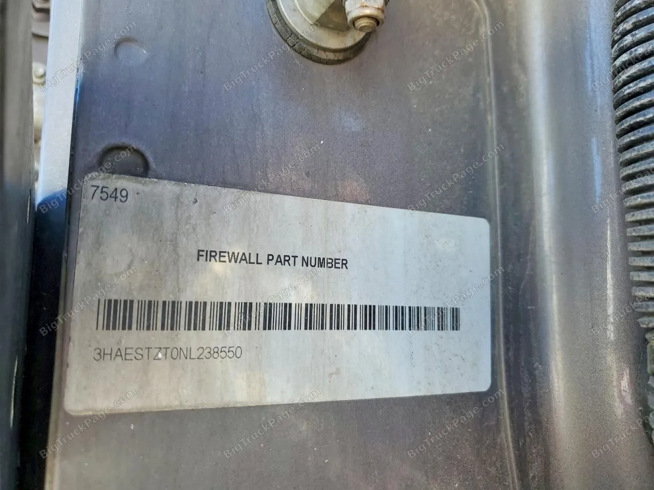 2022 INTERNATIONAL HV613 — photo 10
