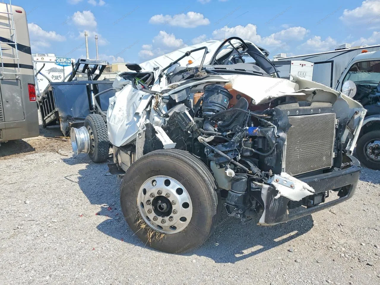 2019 FREIGHTLINER M2 — photo 4