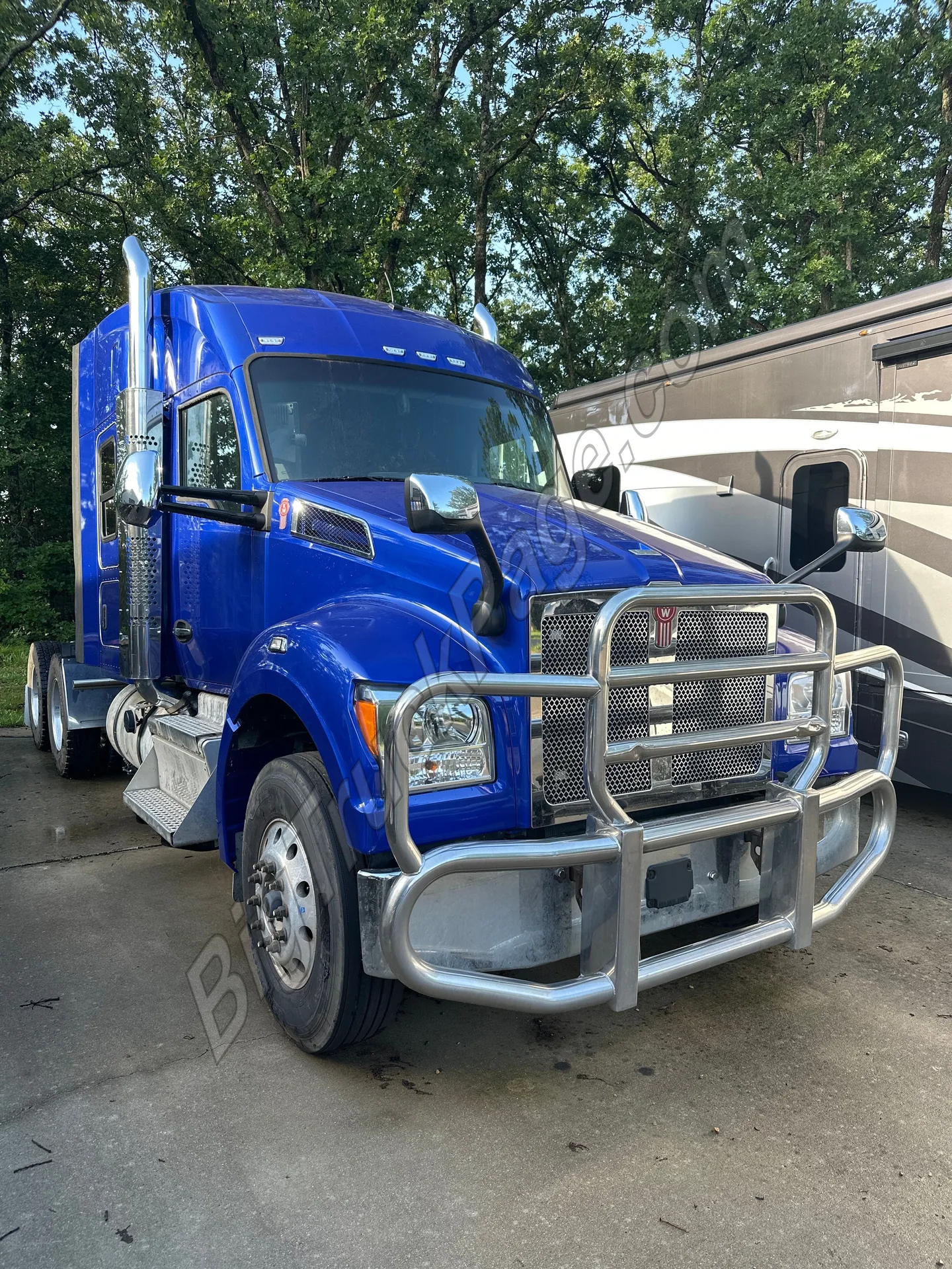 2024 KENWORTH T880