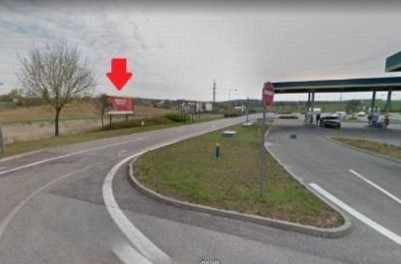 Billboard Nitra - Príjazd od Hlohovca, Metro (Pozícia 2) - Billboard na prenájom v Nitra, Príjazd od Hlohovca, parkovisko nákupného centra METRO